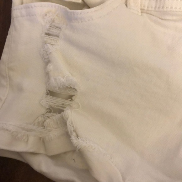 White jean shorts - Picture 3 of 5